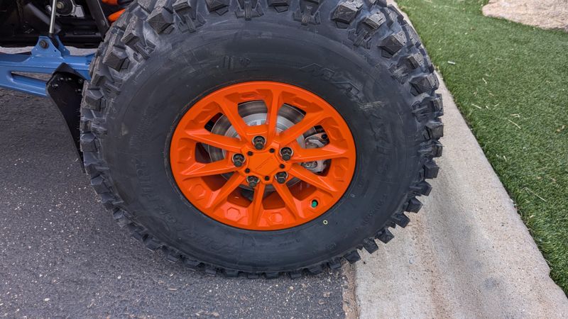 2025 Polaris RZR PRO S 4 ULTIMATE ORANGE RUST AND ZENITH BLUEImage 22