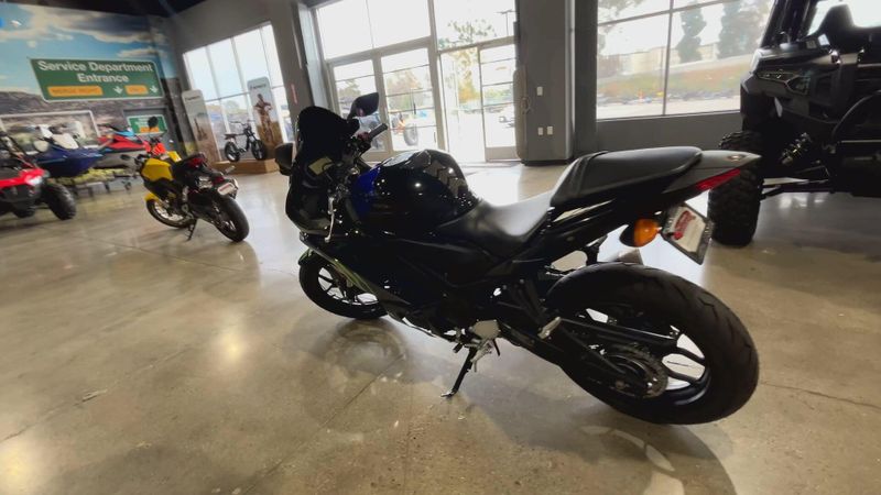 Used 2021 Yamaha YZF-R3 ABS Image 6