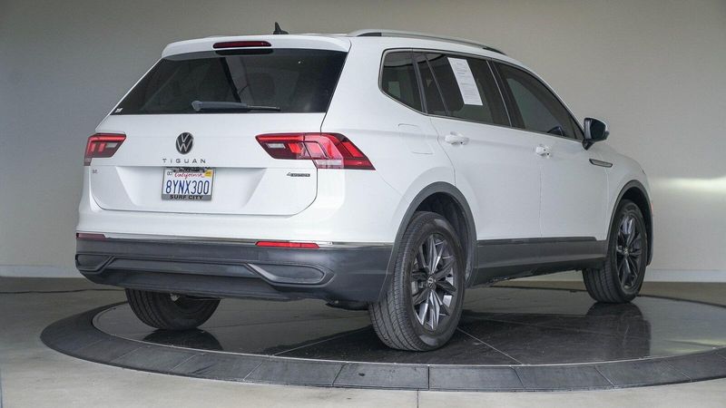 2022 Volkswagen Tiguan 2.0T SEImage 5