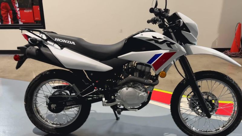 New 2025 Honda XR150L Image 5