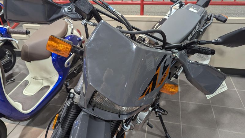 2025 Suzuki DR650SImage 7