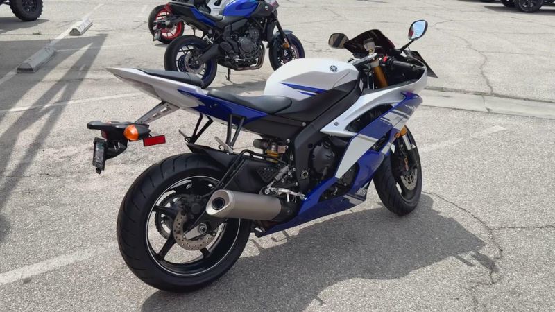 Used 2014 Yamaha YZF R6 Image 4