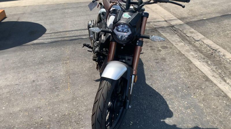 Used 2023 American Lifan KPM 200 Image 3