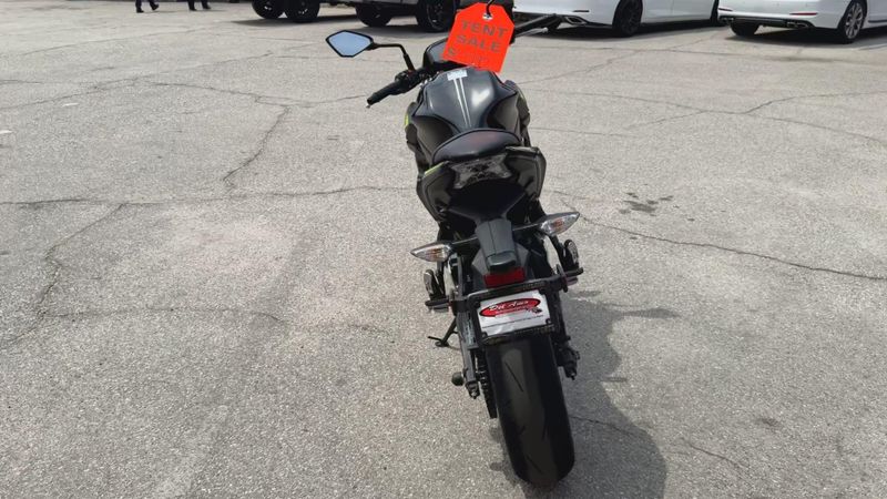 Used 2022 Kawasaki Z650 Image 3