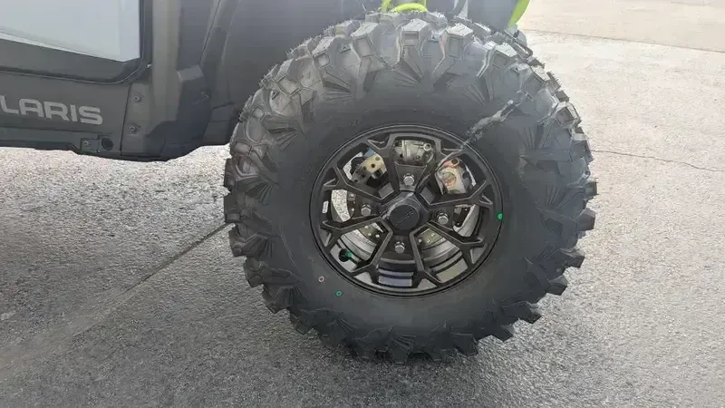 NEW 2025 POLARIS RZR XP 4 1000 ULTIMATE Image 21