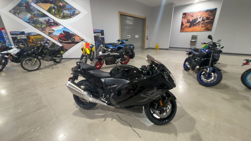 New 2027 Suzuki Hayabusa Image 5