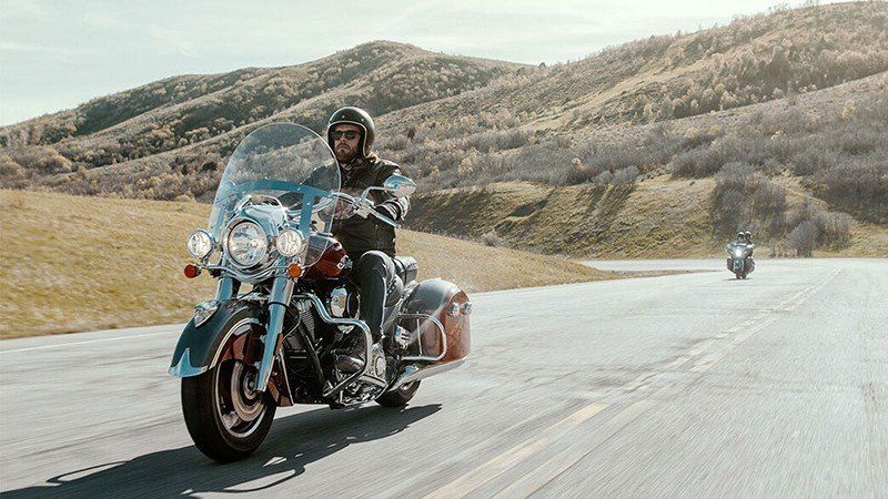 2019 Indian Motorcycle Springfield Image 3