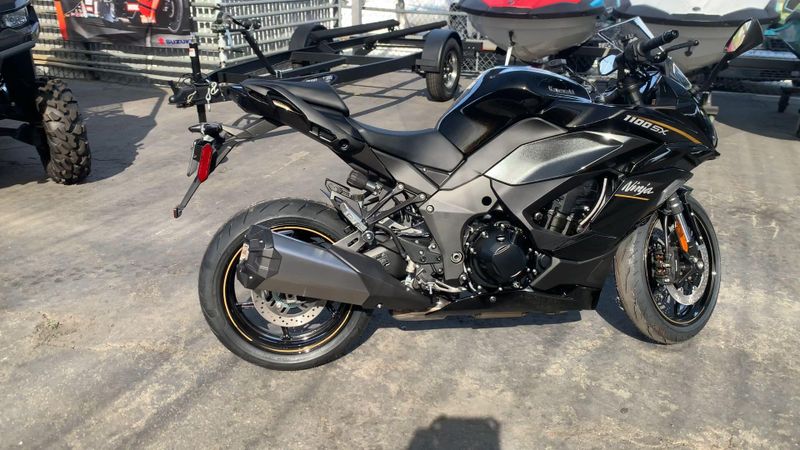 New 2026 Kawasaki NINJA 1100SX ABS Image 9