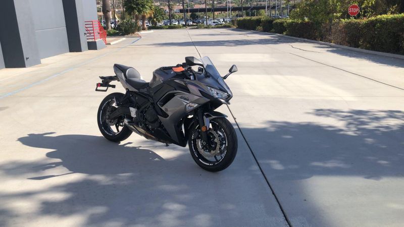 Used 2021 Kawasaki NINJA 650 Image 4