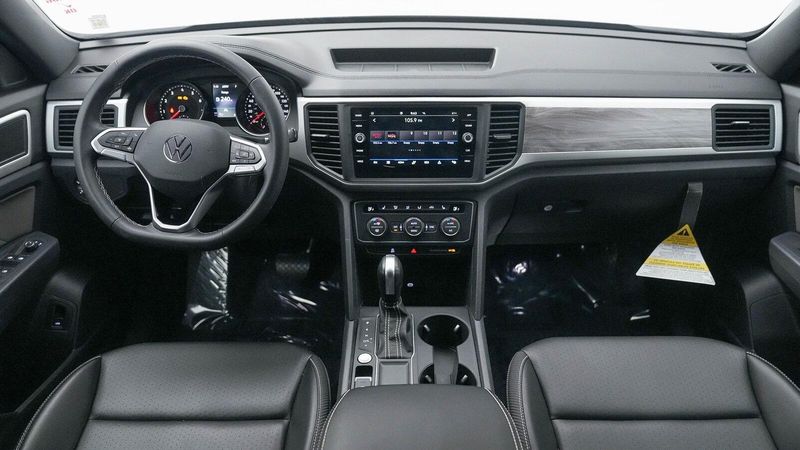 Used 2021 Volkswagen Atlas Cross Sport 3.6L V6 SE w/TechnologyImage 12