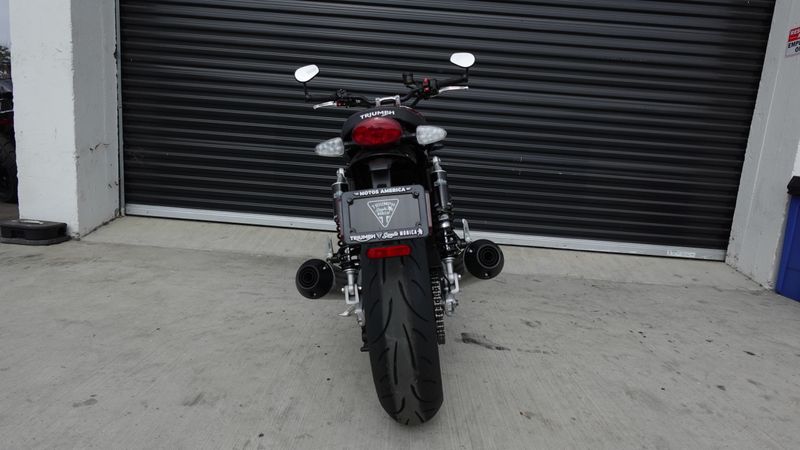 New 2025 Triumph Speed Twin 1200 Base 