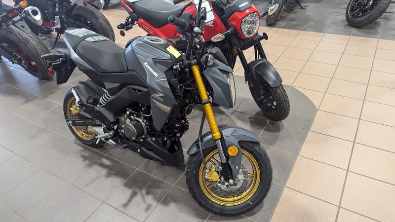 2024 Kawasaki Z125 PROImage 5