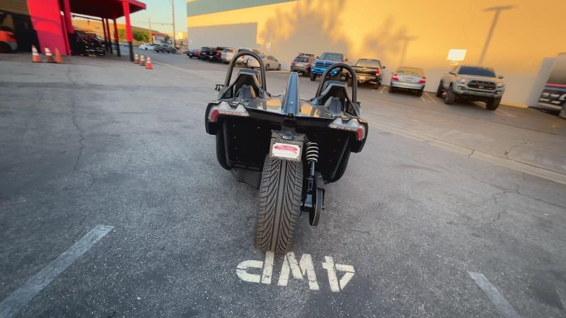 New 2025 Polaris SLINGSHOT SL AUTODRIVE Image 3