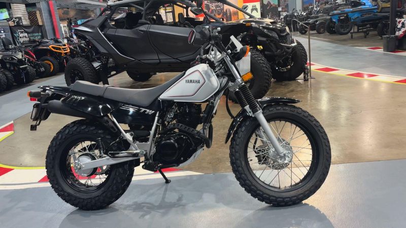 New 2027 Yamaha TW200 Image 9