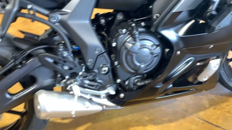 New 2025 Yamaha YZF-R7 Image 5