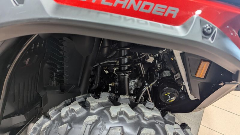 2025 Can-Am OUTLANDER MAX XT 850 FIERY RED Image 14