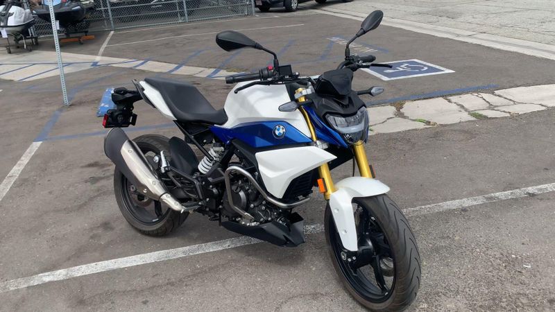 2021 BMW G 310 R Image 9
