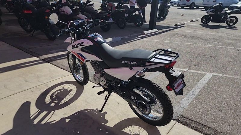 New 2025 Honda XR150L Image 9