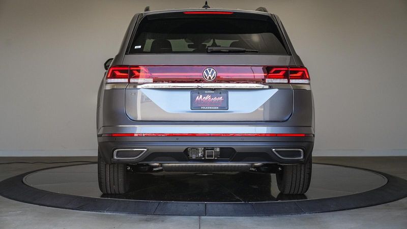 2025 Volkswagen Atlas 2.0T SE w/TechnologyImage 3