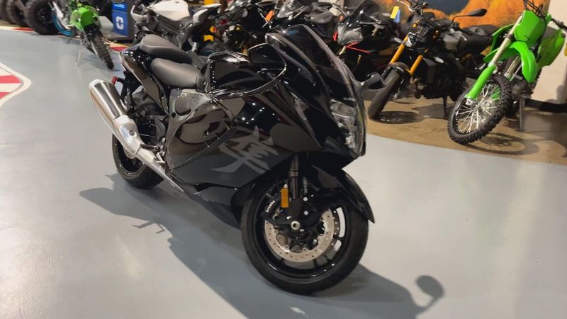 2025 Suzuki Hayabusa Image 2