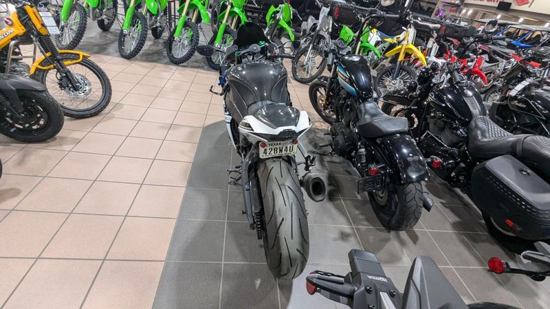 2018 Kawasaki NINJA ZX10R KRT EDITIONImage 5