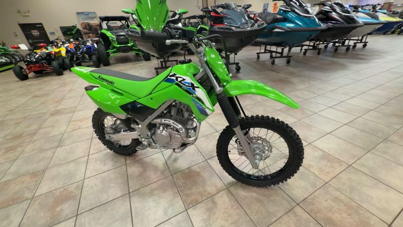 New 2026 Kawasaki KLX140R Image 2