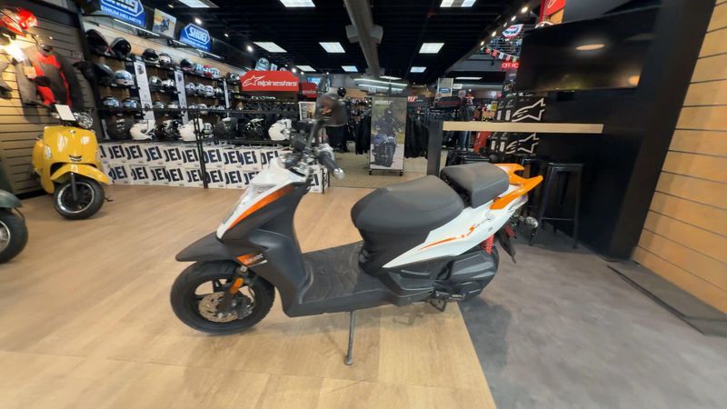 Used 2022 Kymco SUPER 8 150X Image 9