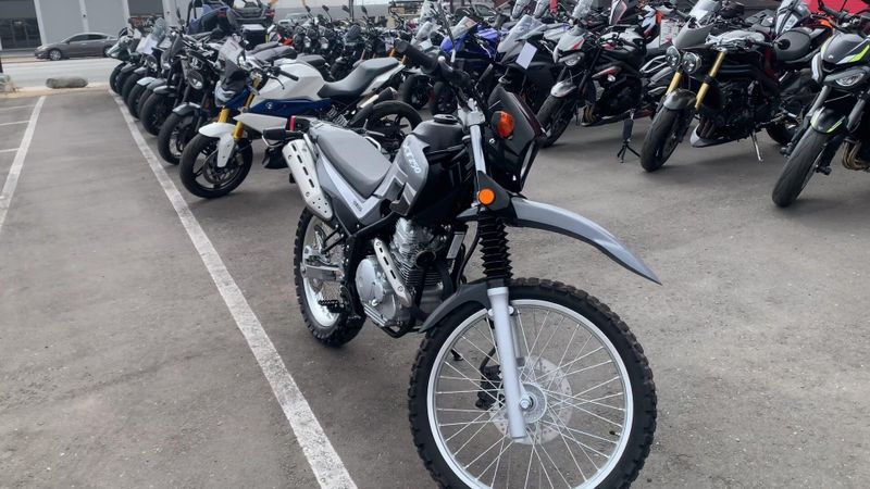 2024 Yamaha XT250 Image 3
