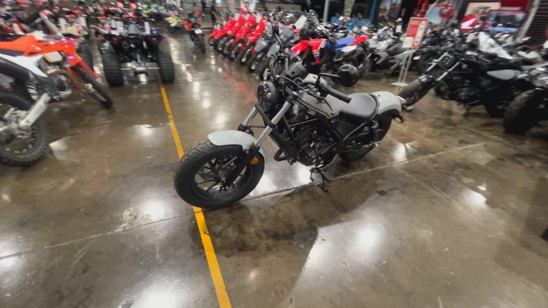 New 2026 Honda REBEL 300 E-CLUTCH Image 4