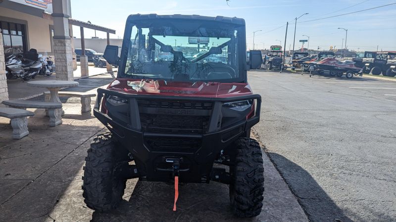 2025 Polaris RANGER CREW XP 1000 PREMIUM SUNSET REDImage 10