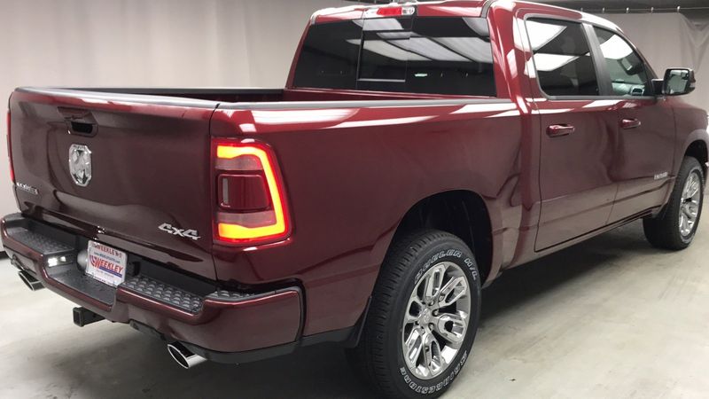 2024 RAM 1500 Laramie Crew Cab 4x4 5