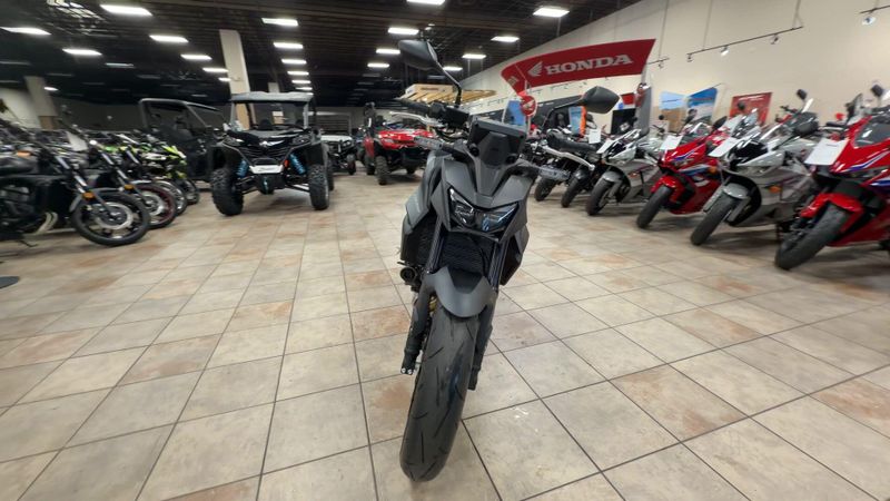 New 2025 Honda CB750 HORNET Image 4