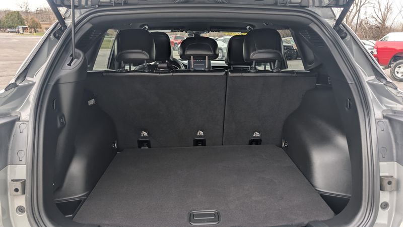 Used 2023 Jeep Compass AltitudeImage 12