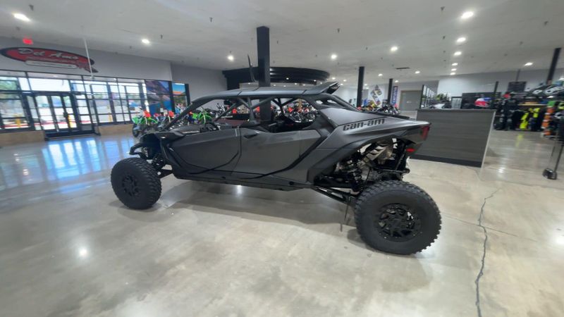 New 2026 Can-Am MAVERICK R MAX X RS 999T DCT Image 3