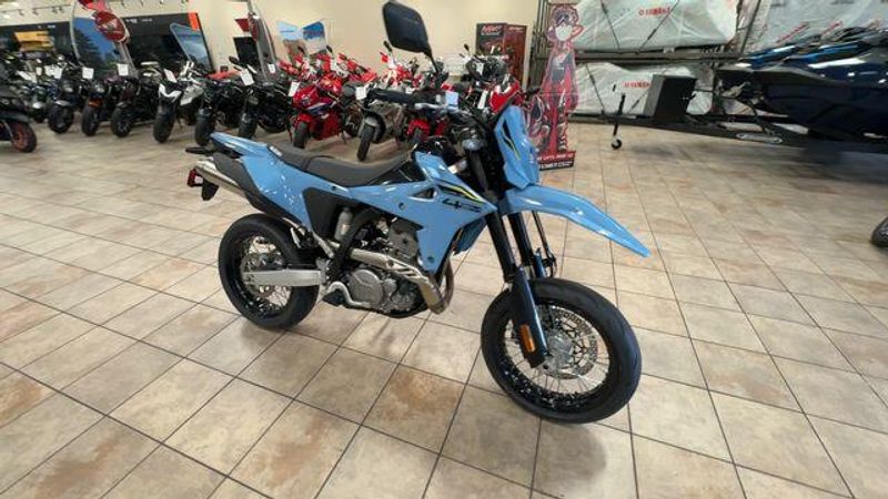 New 2025 Suzuki DR-Z4SM Image 6
