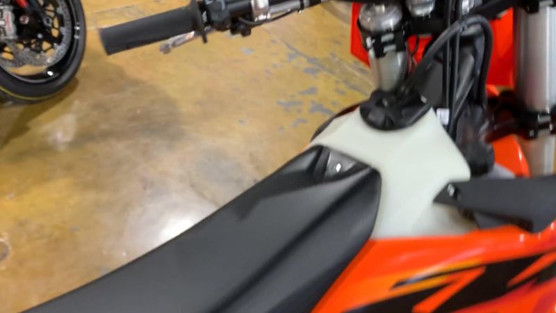 New 2025 KTM 450 XC-F Image 4