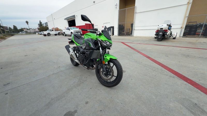 Used 2024 Kawasaki Z500 ABS Image 3