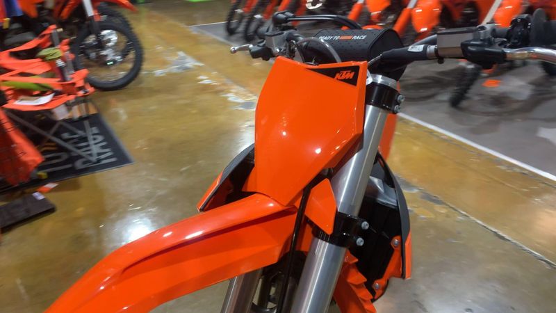 New 2025 KTM 350 SX-F Image 7