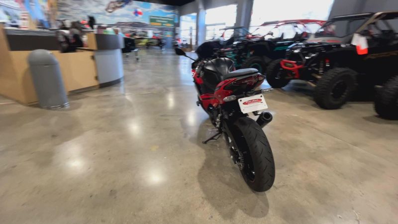 2024 Kawasaki NINJA 500 KRT SE ABS Image 7