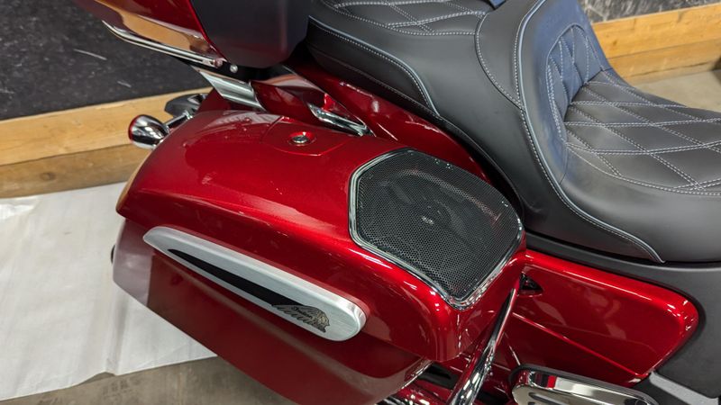 2024 Indian Motorcycle PURSUIT LIMITED WITH POWERBAND AUDIO PACKAGE SUNSET RED METALLICImage 7