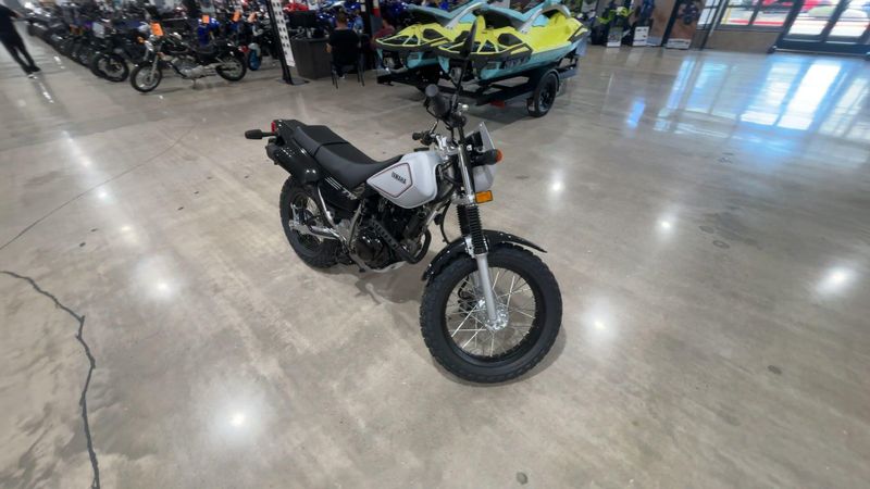 New 2027 Yamaha TW200 Image 8