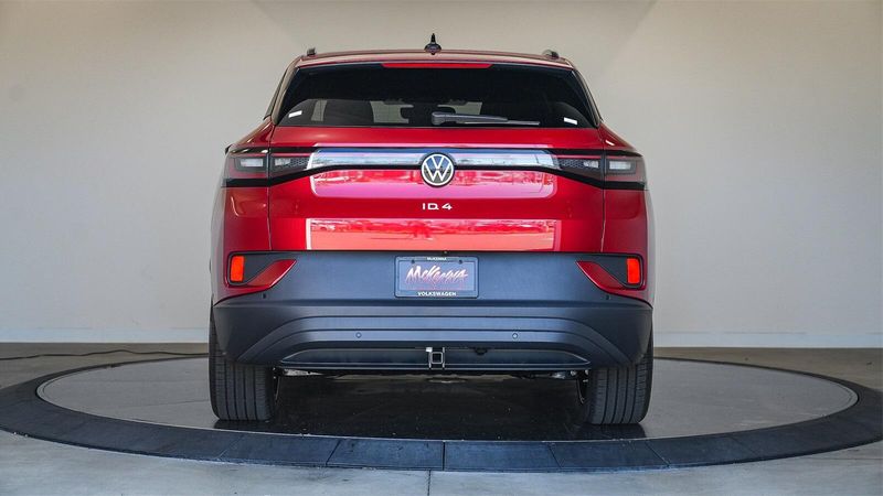 New 2025 Volkswagen ID.4 Pro SImage 3