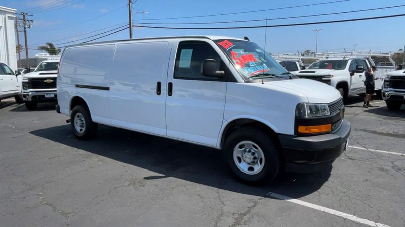 2023 Chevrolet Express Cargo Van Work VanImage 3