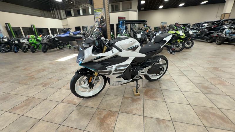 New 2026 CFMOTO 450SS Image 6