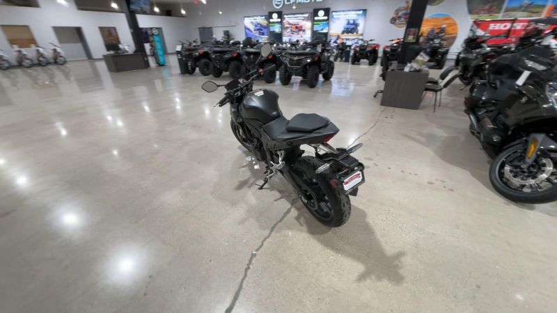 New 2026 Honda CB500 HORNET ABS Image 2