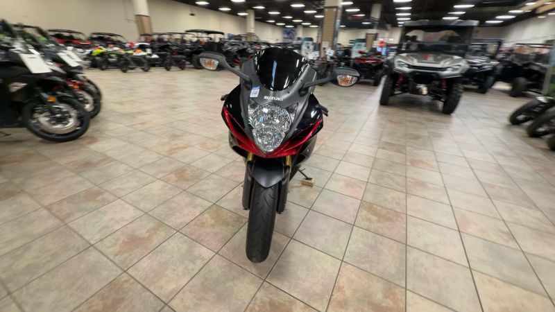 Used 2026 Suzuki GSX-R750 CA Image 4