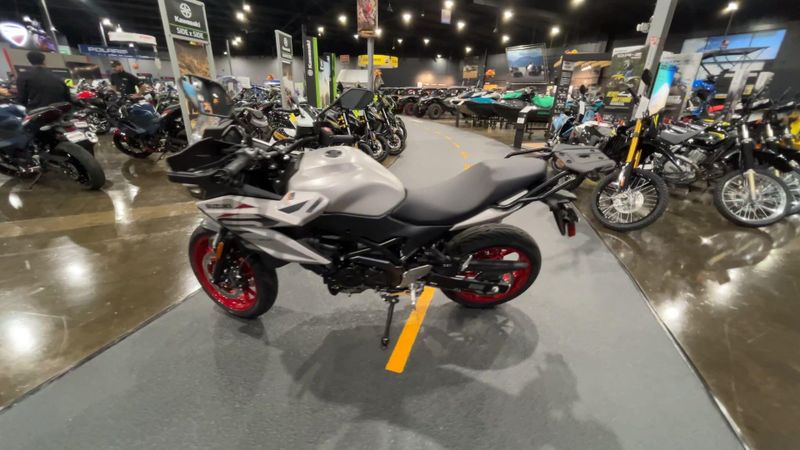 New 2027 Suzuki SV-7GX Image 5