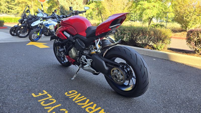 Used 2021 Ducati STREETFIGHTER V4S 