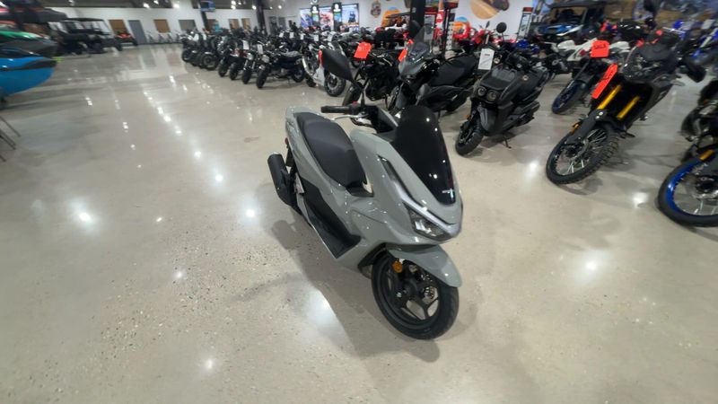 New 2026 Honda PCX ABS Image 2