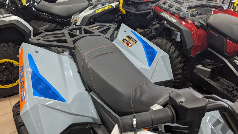 2024 Polaris SCRAMBLER 850  STORM GRAY AND RADAR BLUEImage 8